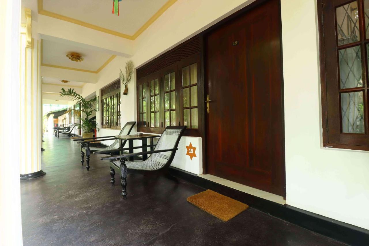 Hotel Susantha Garden Bentota Exteriör bild